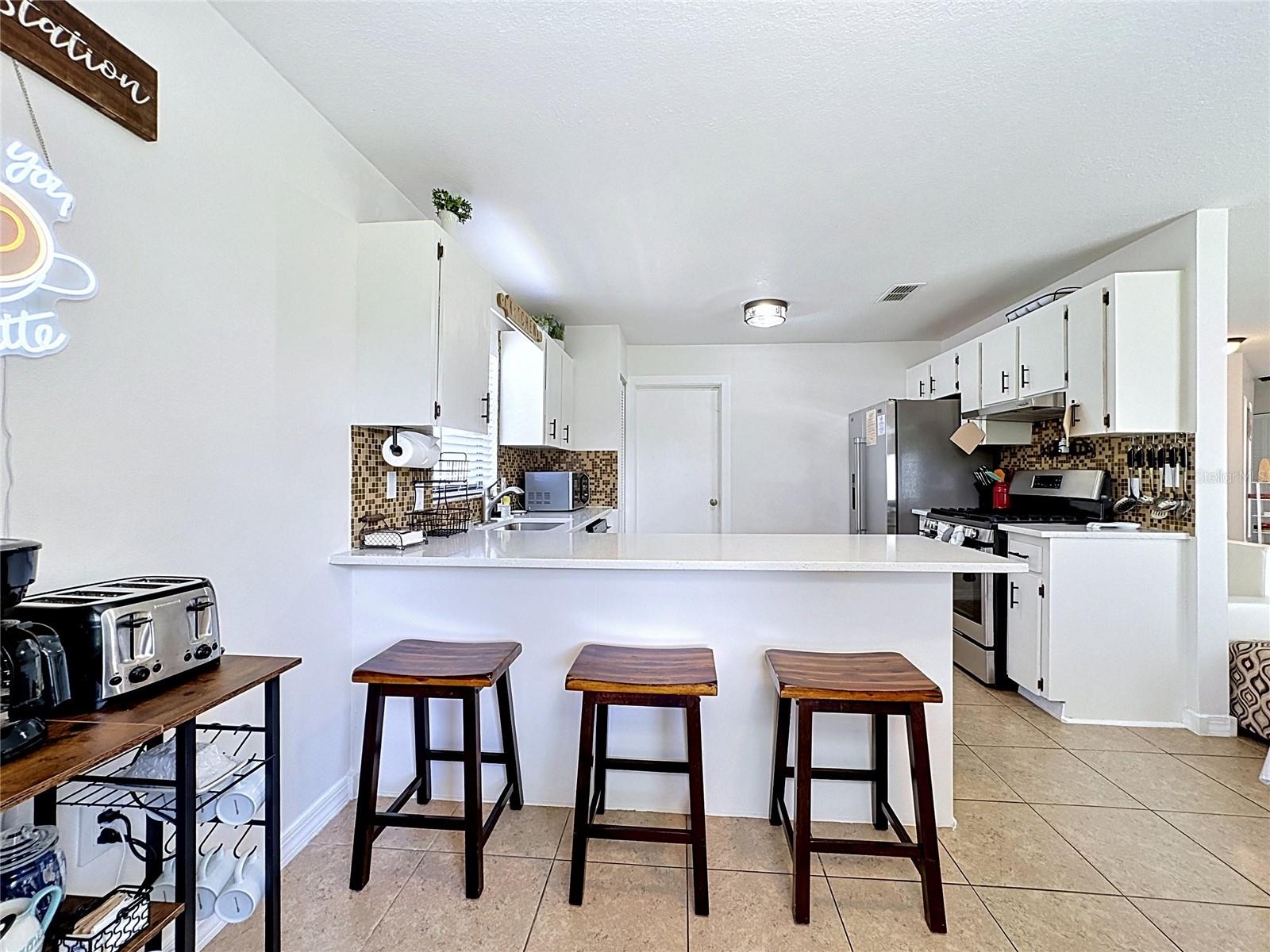 1716 TERRY CIR NE, WINTER HAVEN, FL, 33881