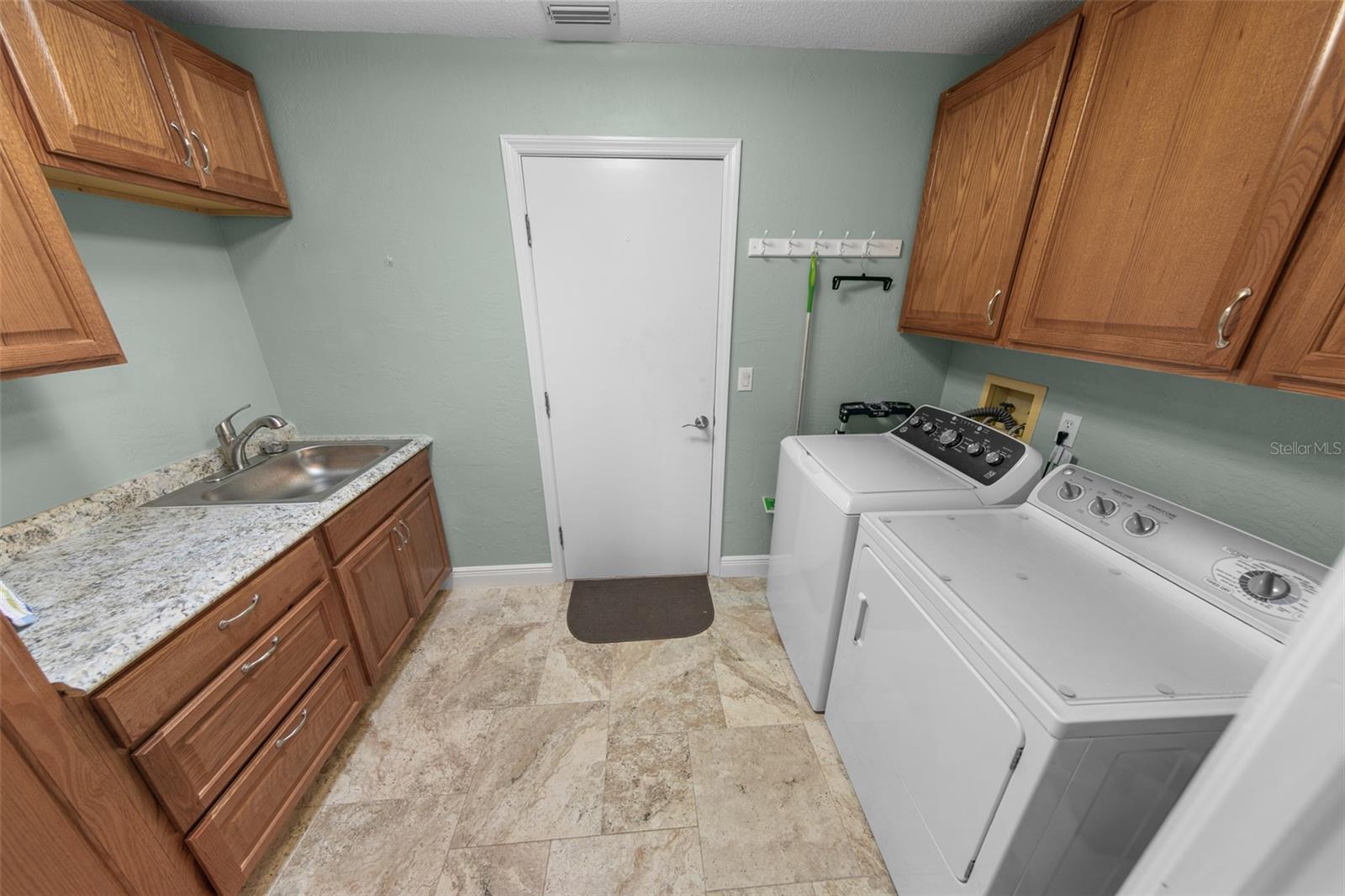 64 BUSCHMAN DR, PONCE INLET, FL, 32127