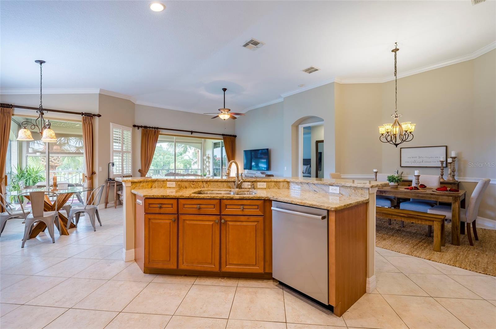 9453 NE DISCOVERY TER NE #201C, BRADENTON, FL, 34212