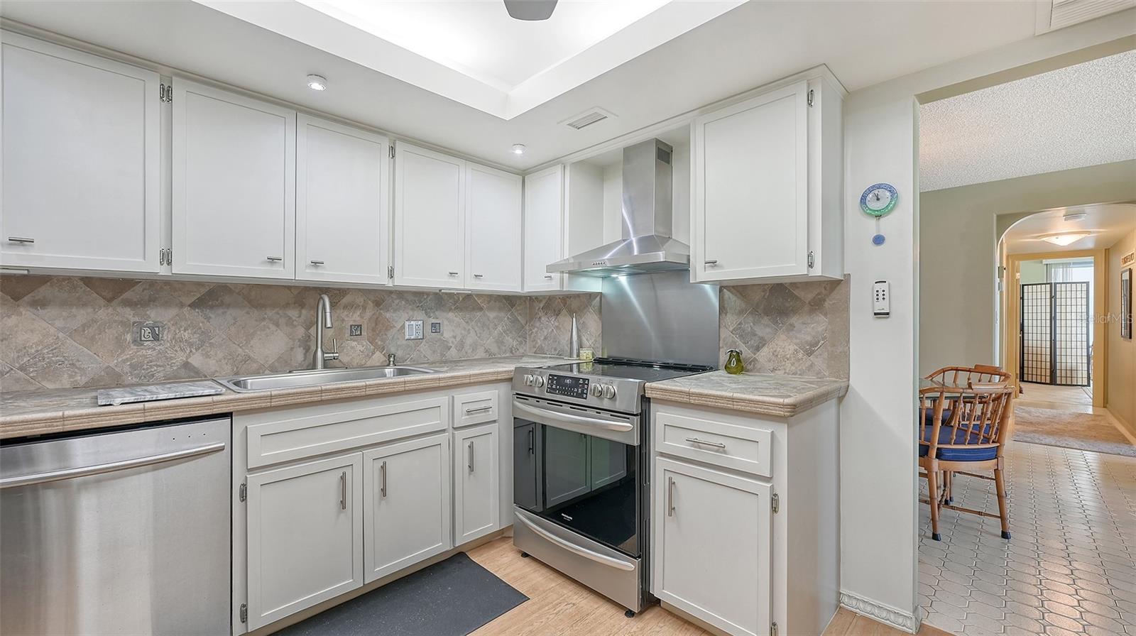 2301 GULF OF MEXICO DR #33N, LONGBOAT KEY, FL, 34228