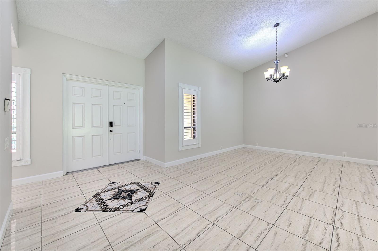 1704 CAPE BEND AVE, TAMPA, FL, 33613