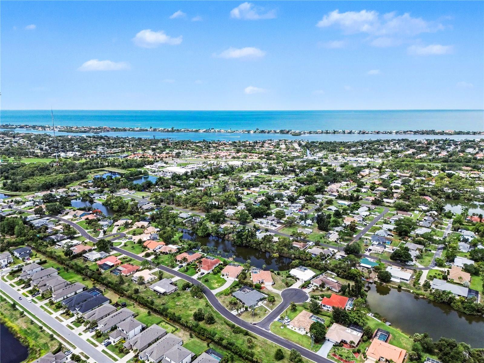 2320 LAKE SHORE DR, NOKOMIS, FL, 34275