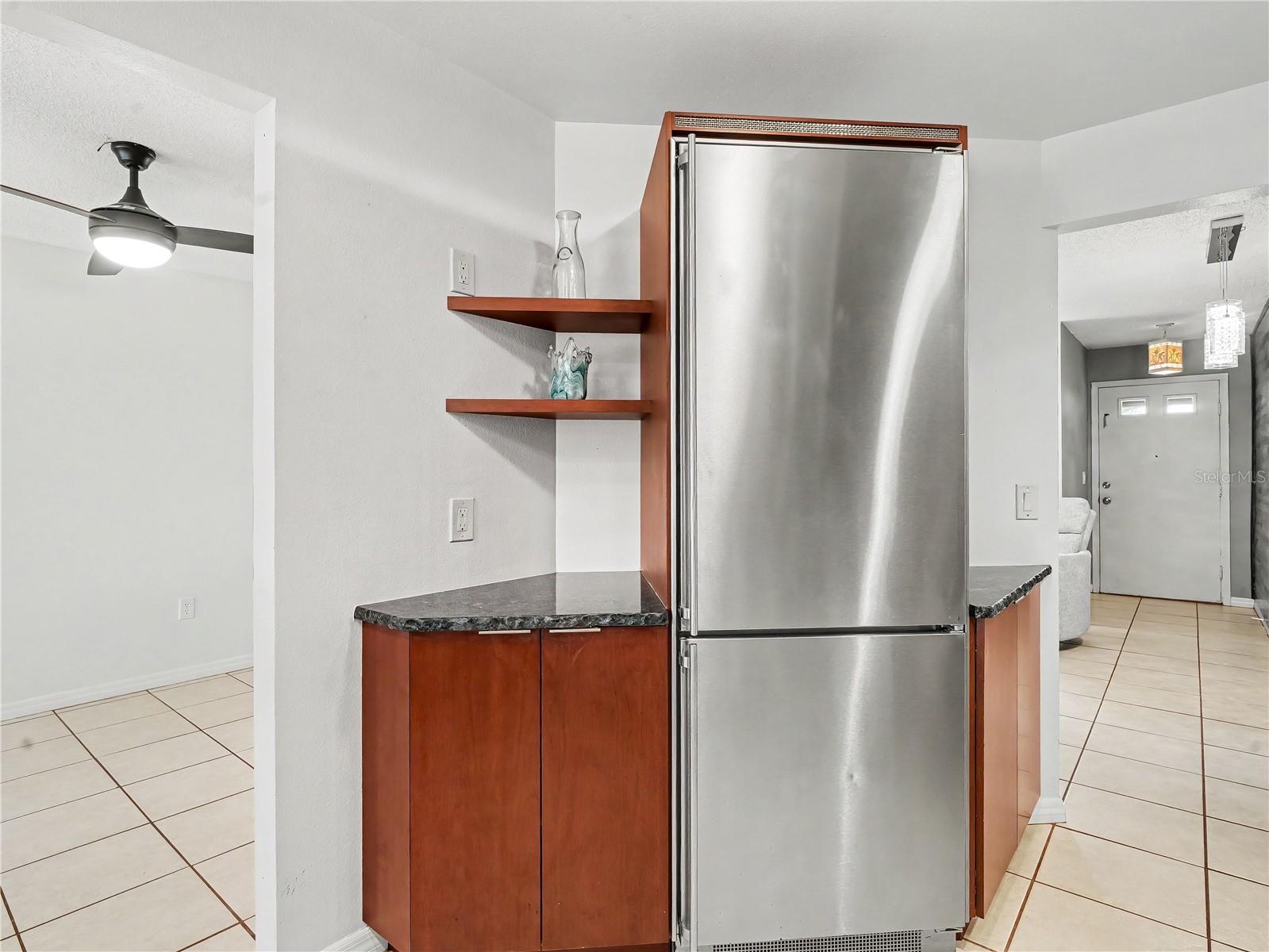 2320 LAKE SHORE DR, NOKOMIS, FL, 34275