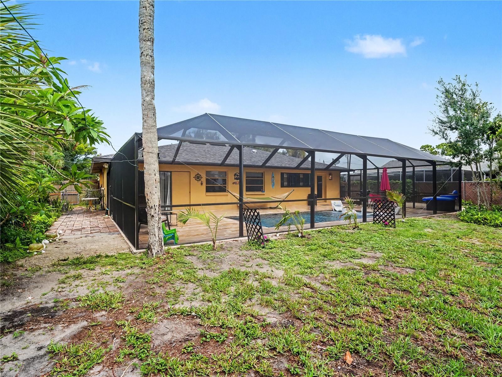 2320 LAKE SHORE DR, NOKOMIS, FL, 34275
