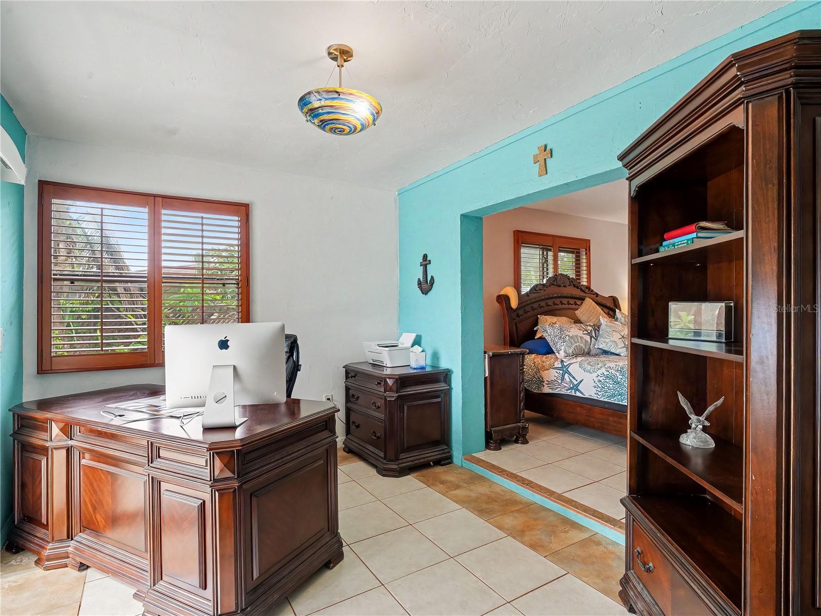 2320 LAKE SHORE DR, NOKOMIS, FL, 34275