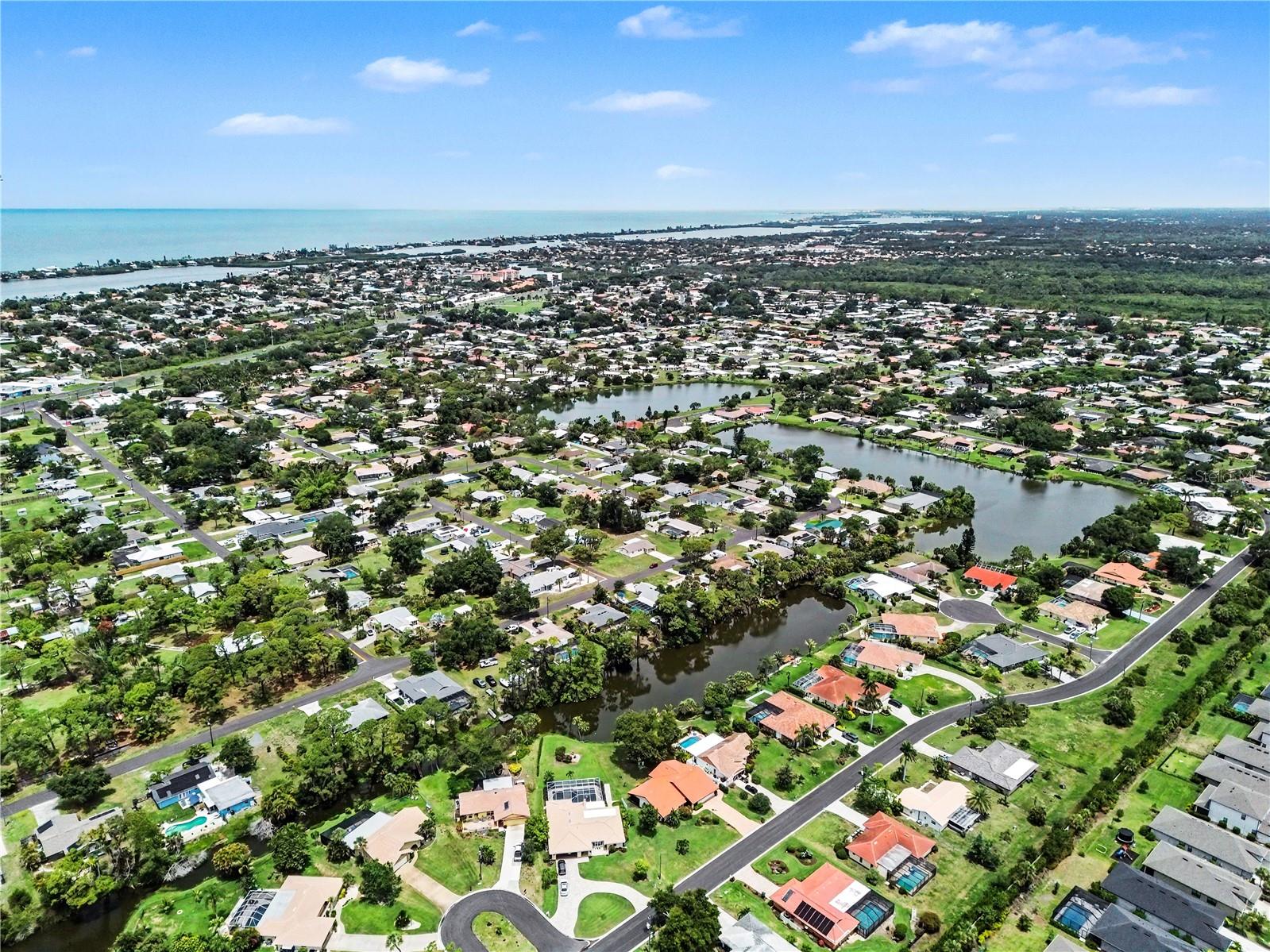 2320 LAKE SHORE DR, NOKOMIS, FL, 34275