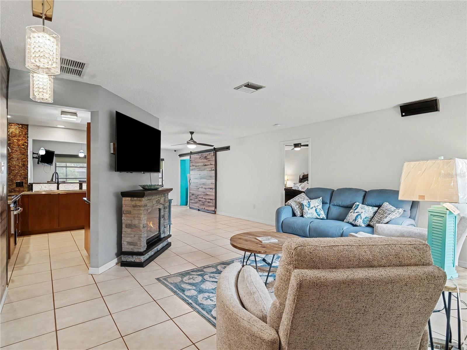 2320 LAKE SHORE DR, NOKOMIS, FL, 34275