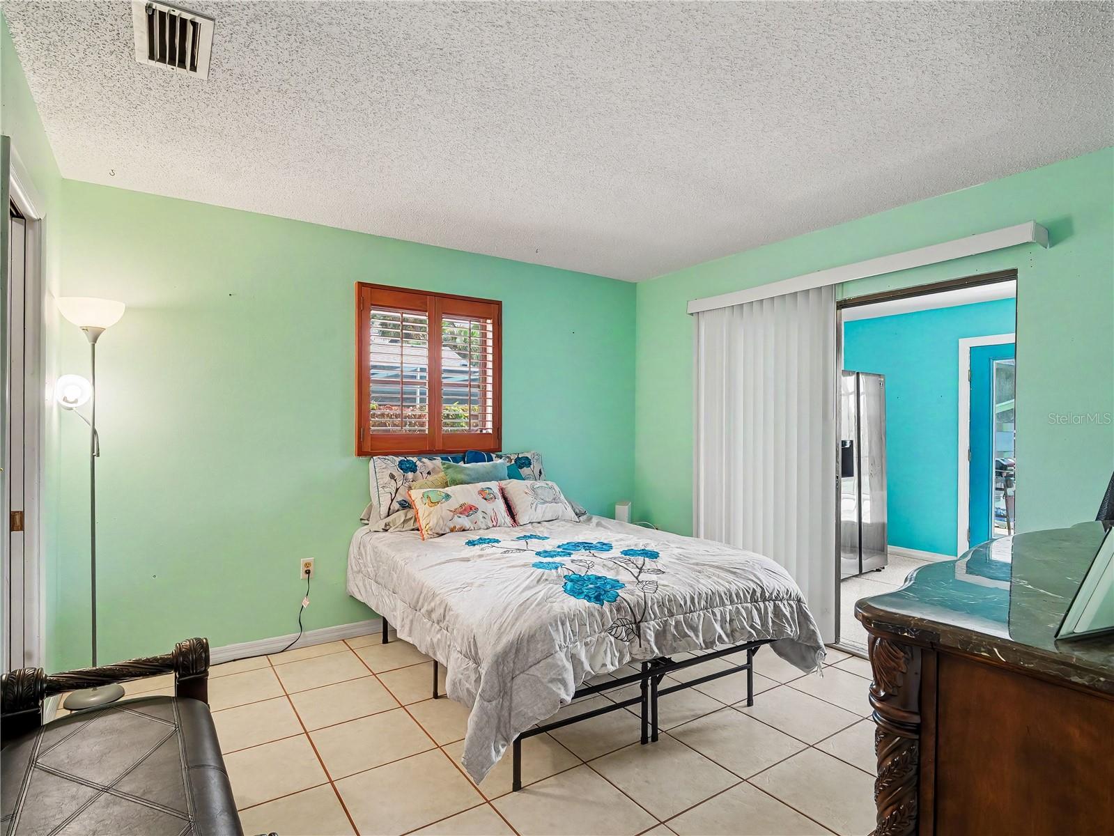 2320 LAKE SHORE DR, NOKOMIS, FL, 34275