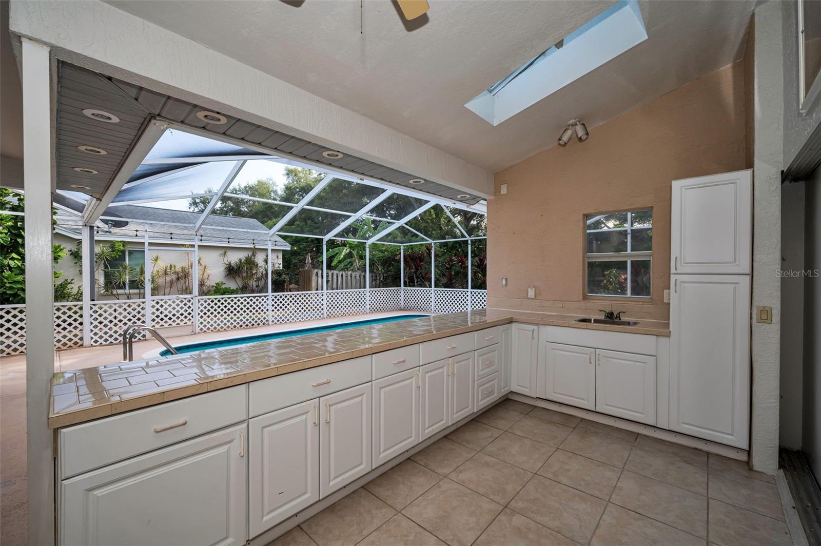 2714 RESNIK CIR W, PALM HARBOR, FL, 34683