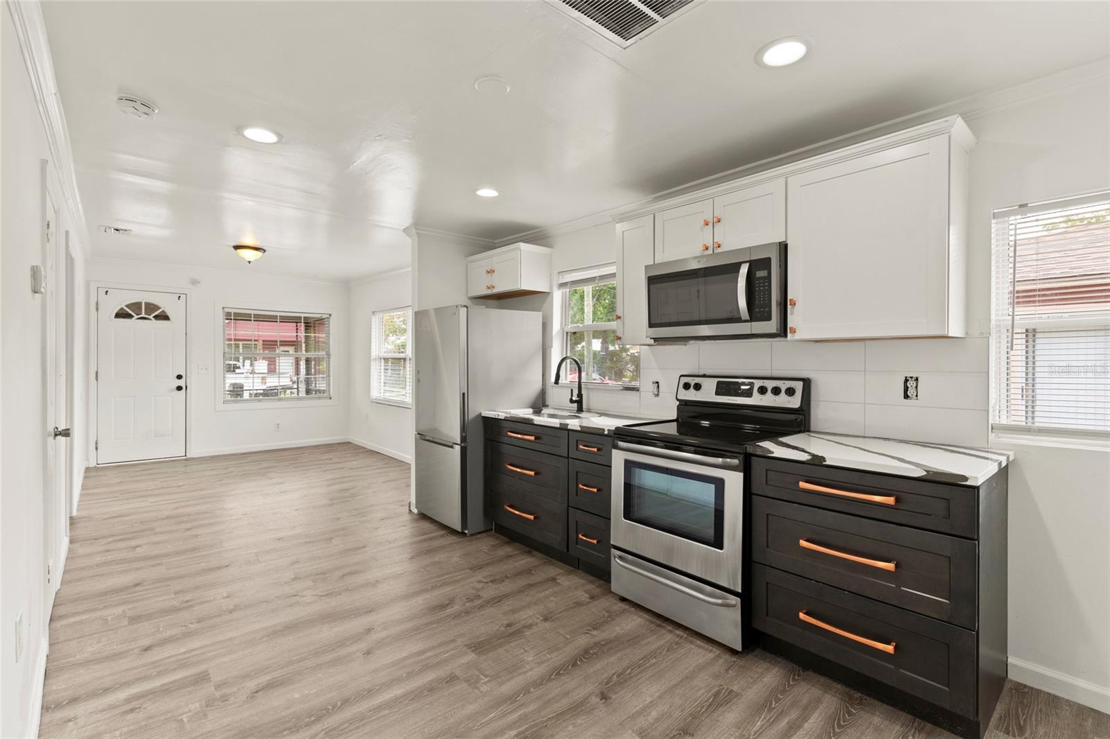1605 E 29TH AVE, TAMPA, FL, 33605