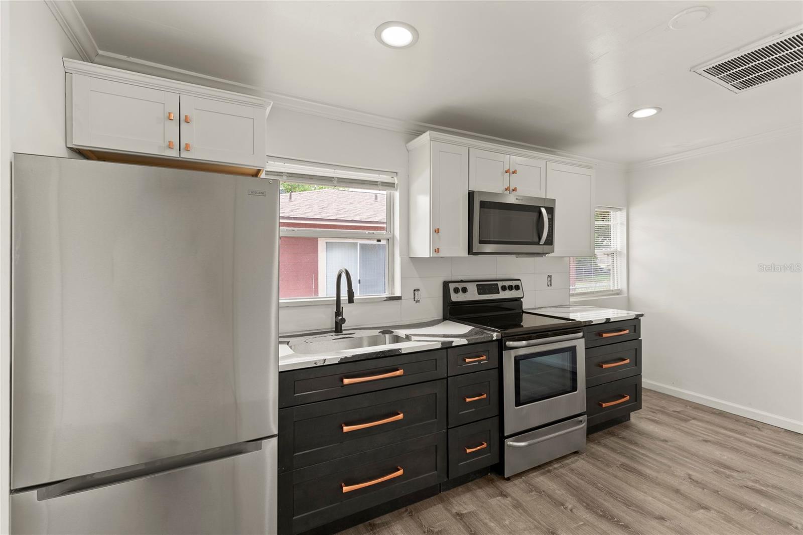 1605 E 29TH AVE, TAMPA, FL, 33605