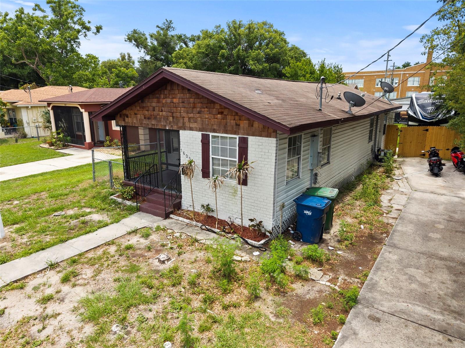 1605 E 29TH AVE, TAMPA, FL, 33605