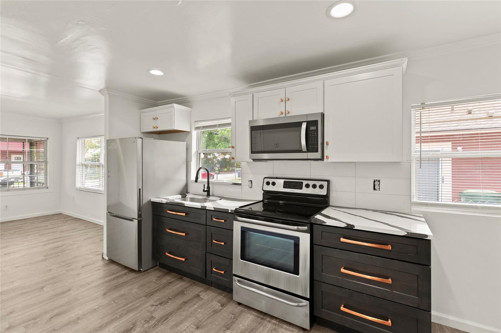 1605 E 29TH AVE, TAMPA, FL, 33605