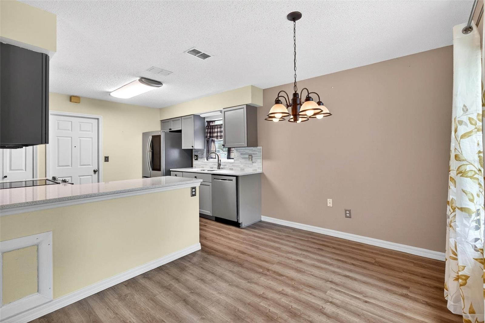 2127 KING RICHARDS CT, ORANGE CITY, FL, 32763