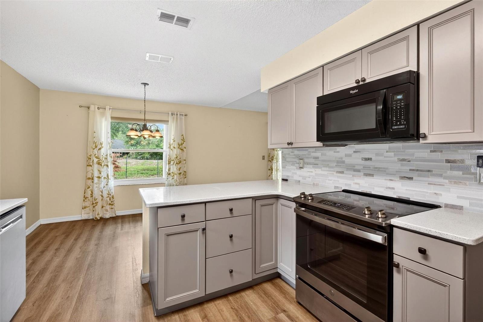 2127 KING RICHARDS CT, ORANGE CITY, FL, 32763