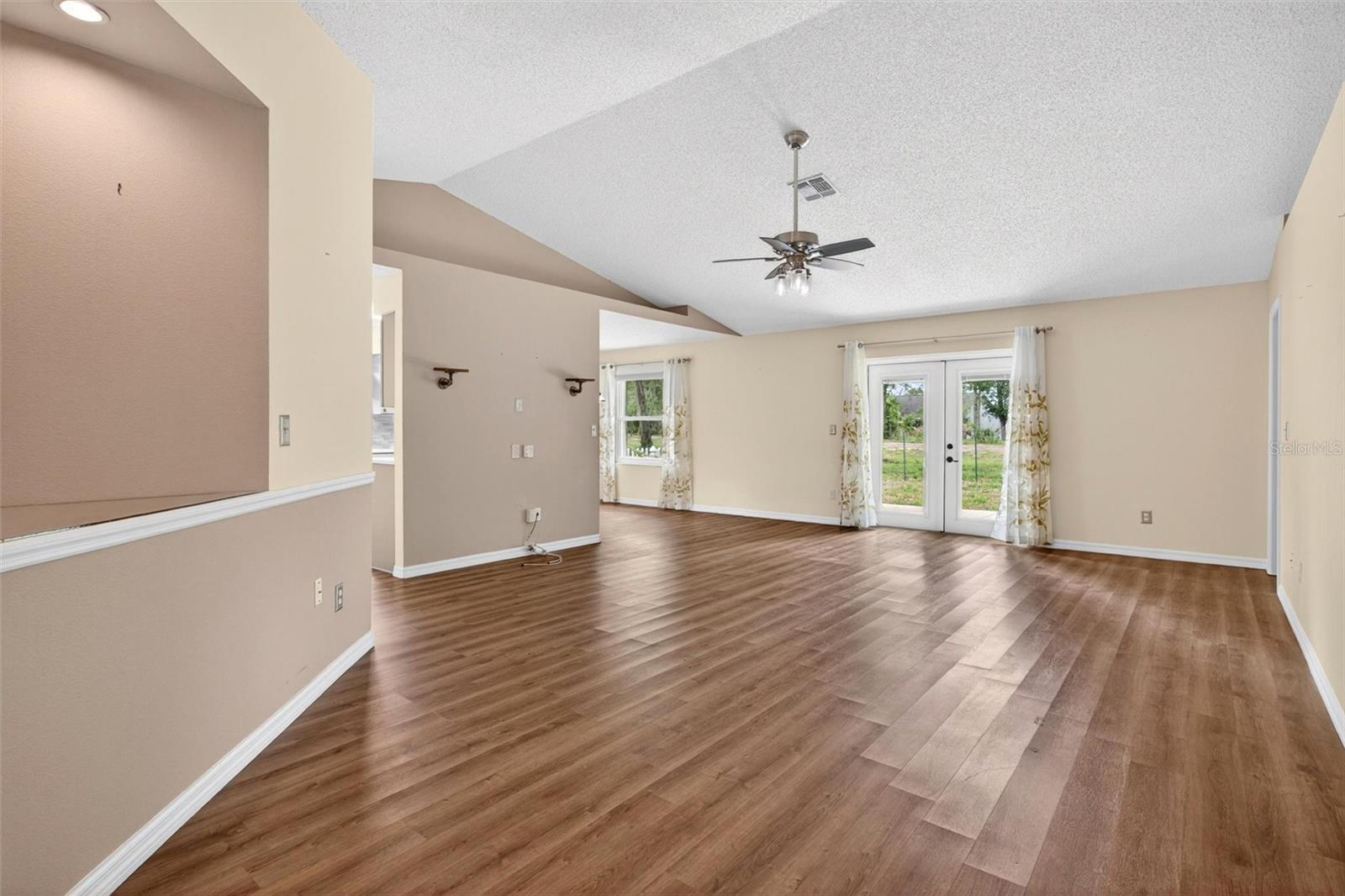 2127 KING RICHARDS CT, ORANGE CITY, FL, 32763