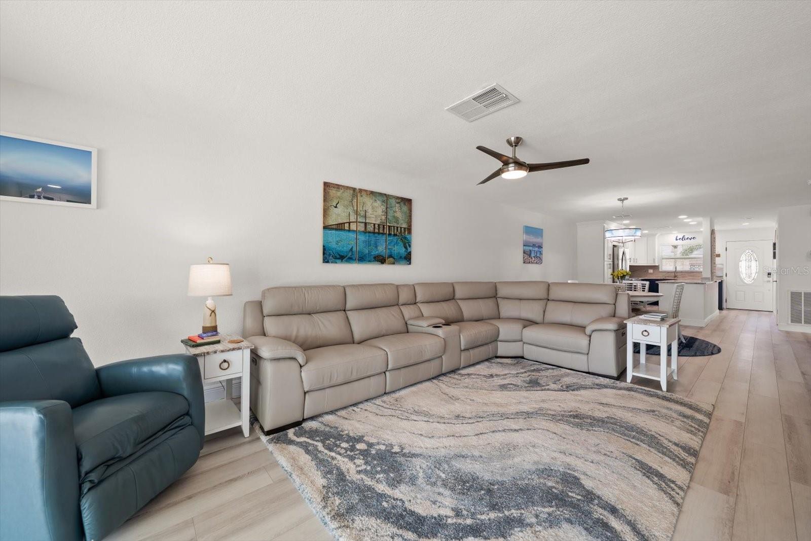 580 BOCA CIEGA POINT BLVD S #1, ST PETERSBURG, FL, 33708