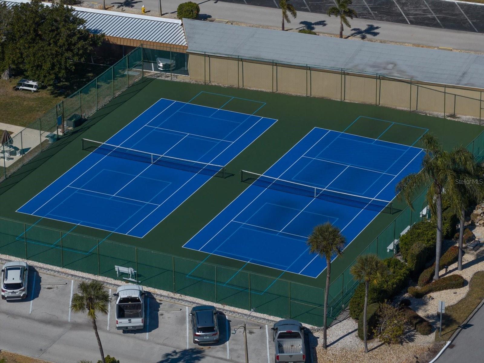 580 BOCA CIEGA POINT BLVD S #1, ST PETERSBURG, FL, 33708