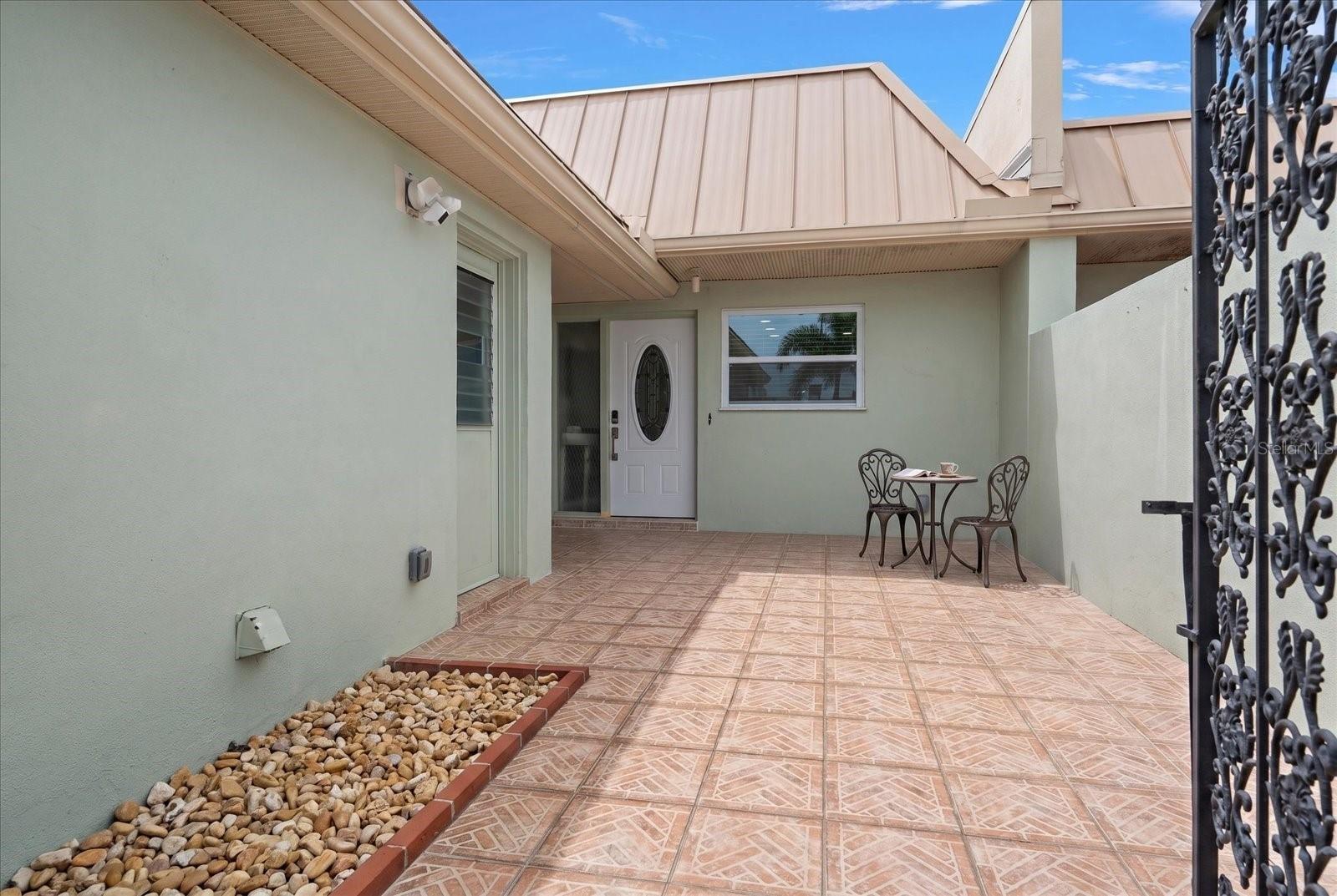 580 BOCA CIEGA POINT BLVD S #1, ST PETERSBURG, FL, 33708