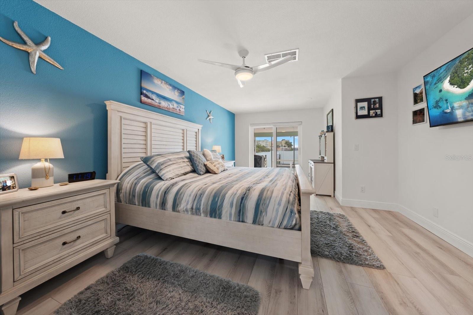 580 BOCA CIEGA POINT BLVD S #1, ST PETERSBURG, FL, 33708