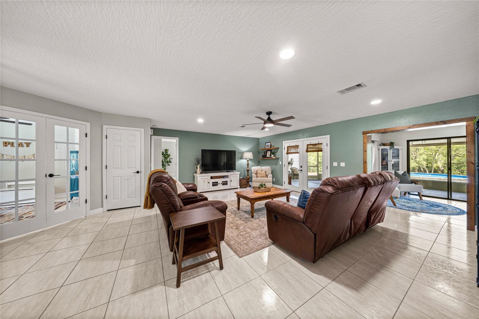 2301 E MARY LUE ST, INVERNESS, FL, 34453