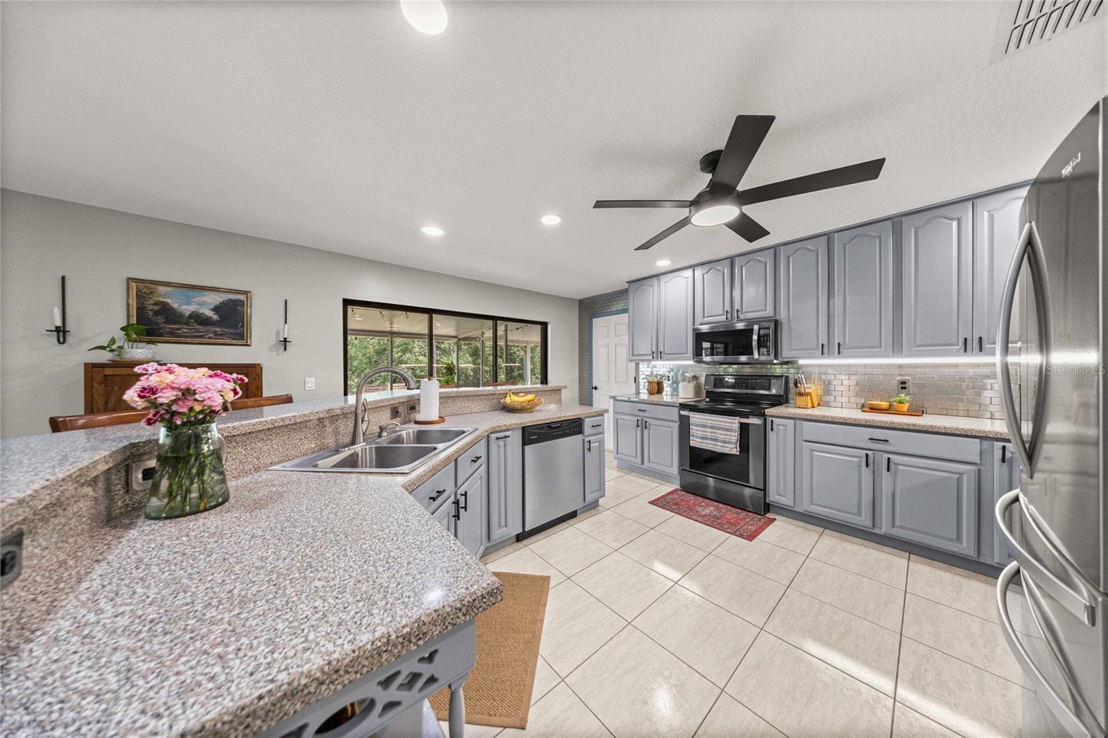 2301 E MARY LUE ST, INVERNESS, FL, 34453