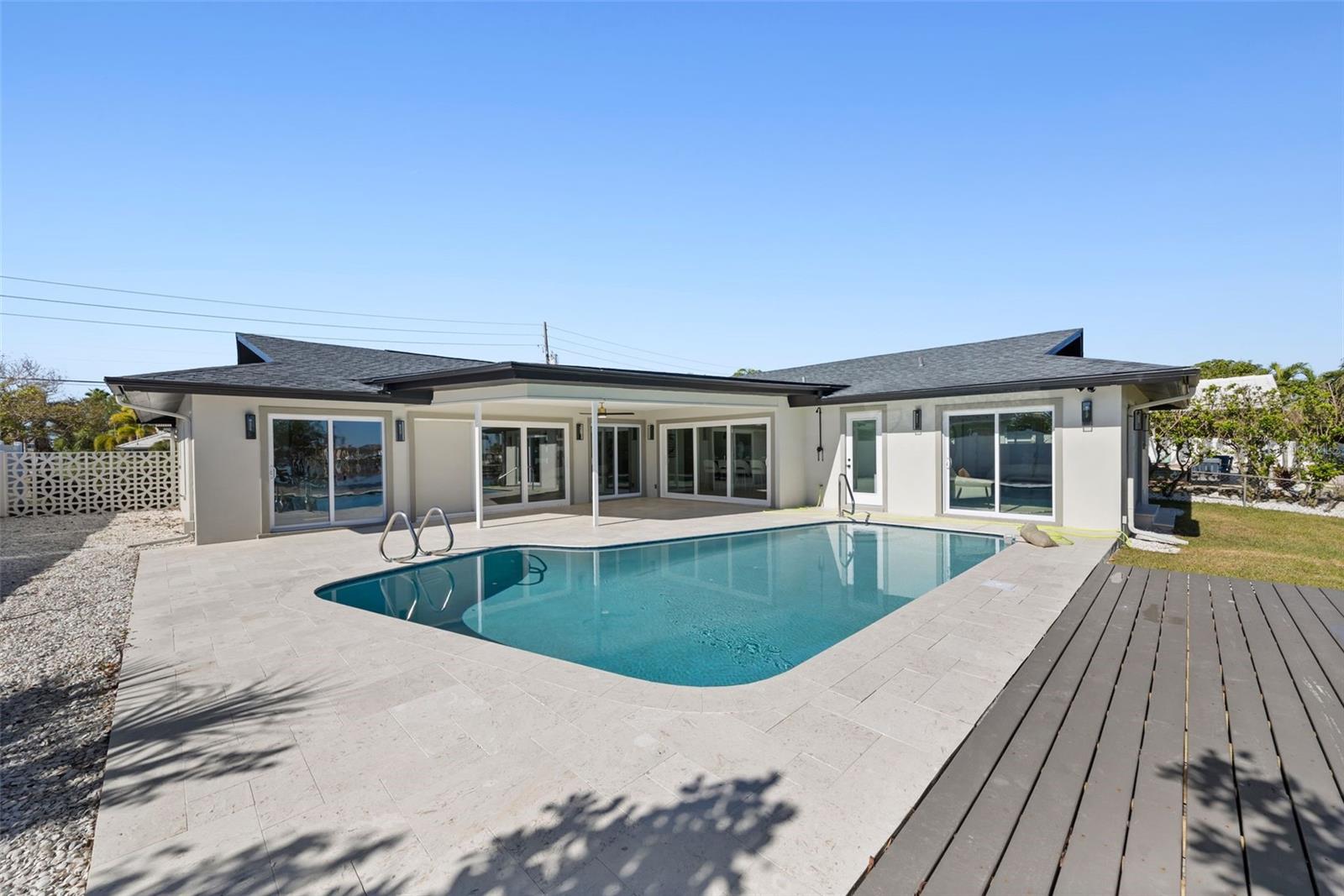 475 ISLAND WAY, CLEARWATER, FL, 33767