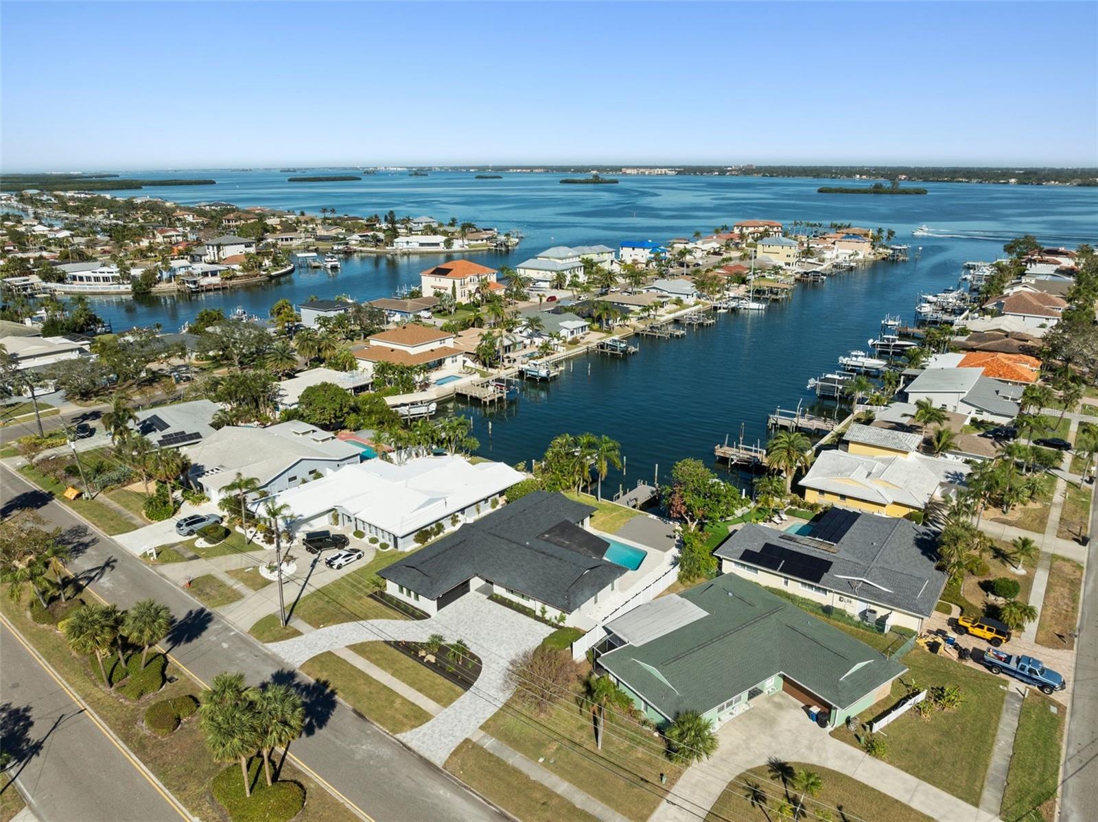 475 ISLAND WAY, CLEARWATER, FL, 33767