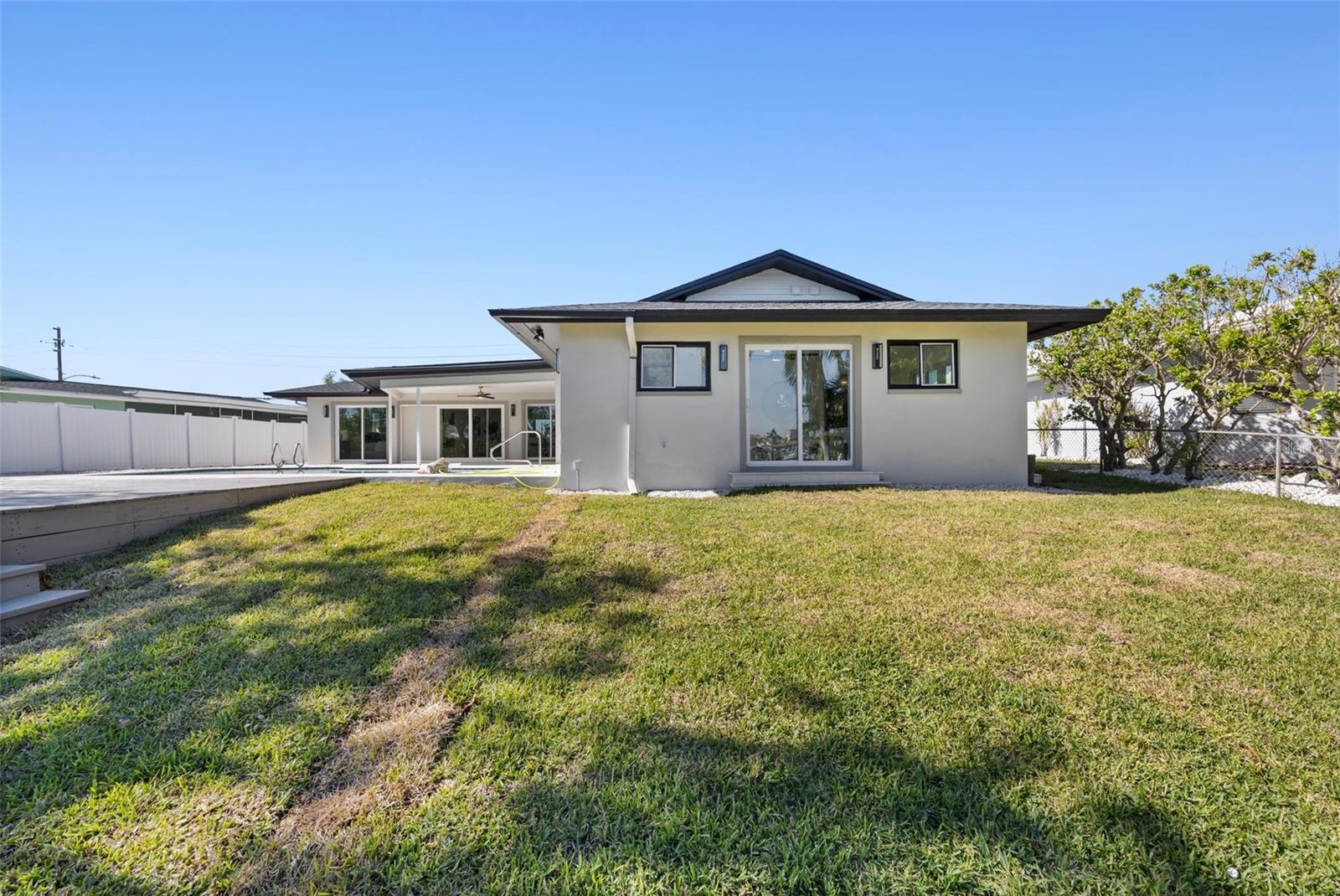 475 ISLAND WAY, CLEARWATER, FL, 33767