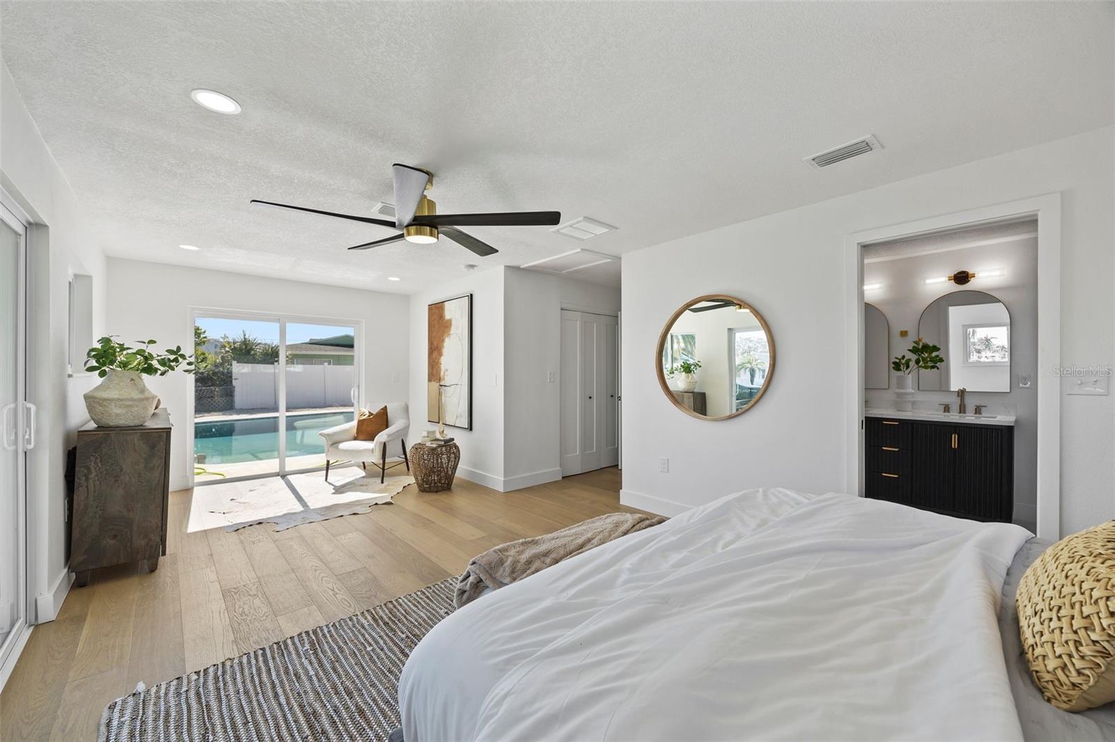 475 ISLAND WAY, CLEARWATER, FL, 33767