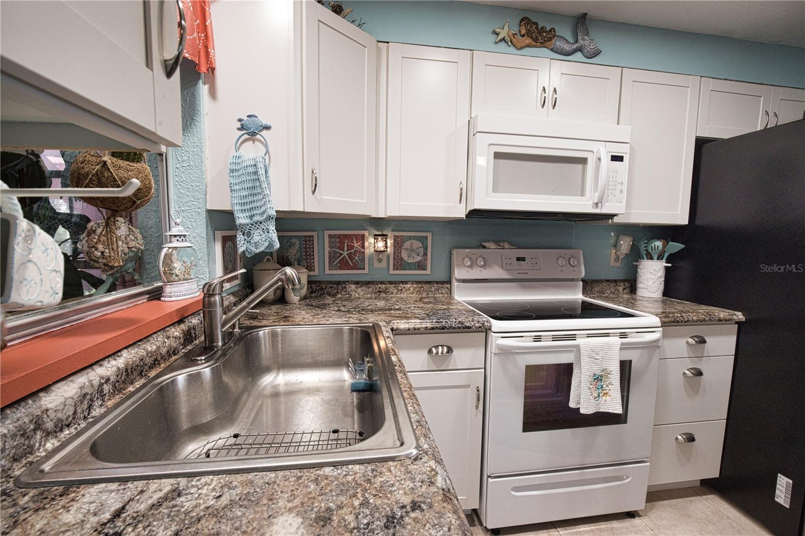 457 W TARPON BLVD NW, PORT CHARLOTTE, FL, 33952