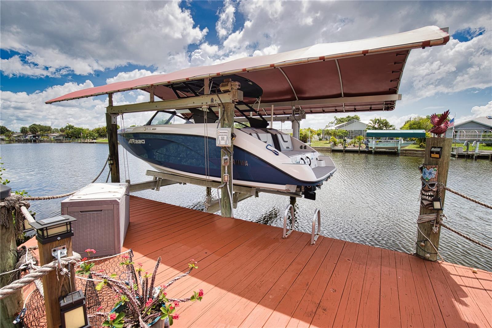 457 W TARPON BLVD NW, PORT CHARLOTTE, FL, 33952