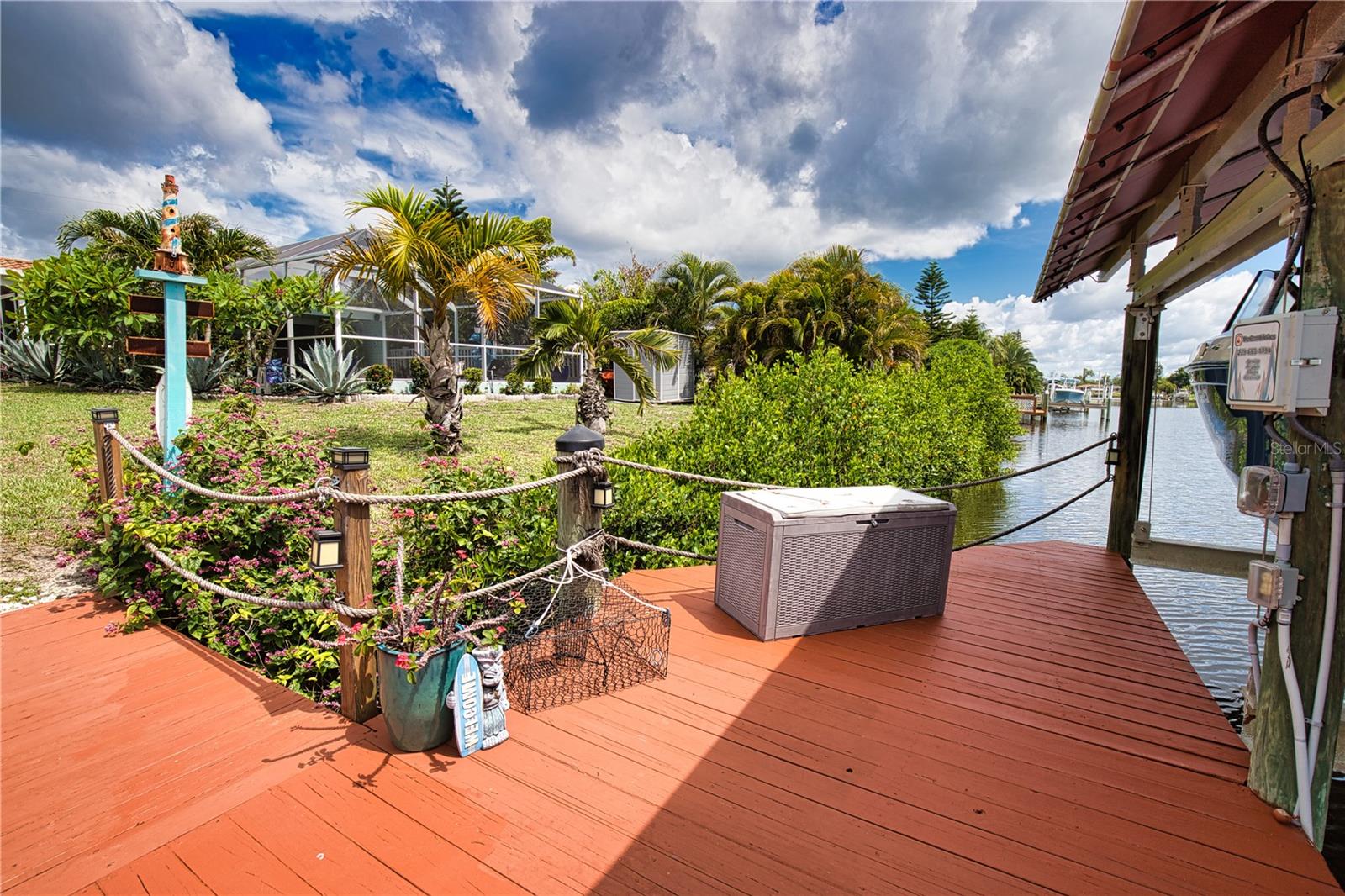 457 W TARPON BLVD NW, PORT CHARLOTTE, FL, 33952