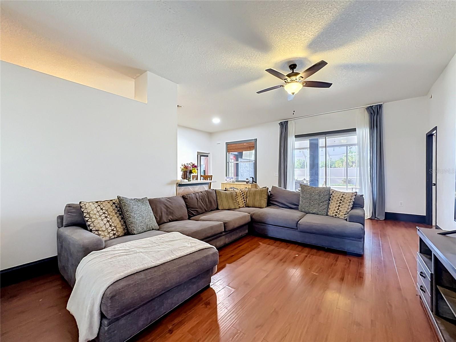 1904 CATTLEMAN DR, BRANDON, FL, 33511