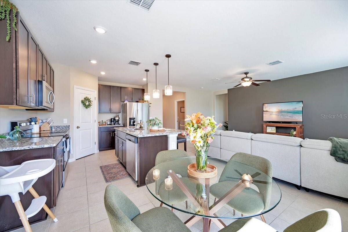 1006 OAK VALLEY DR, AUBURNDALE, FL, 33823