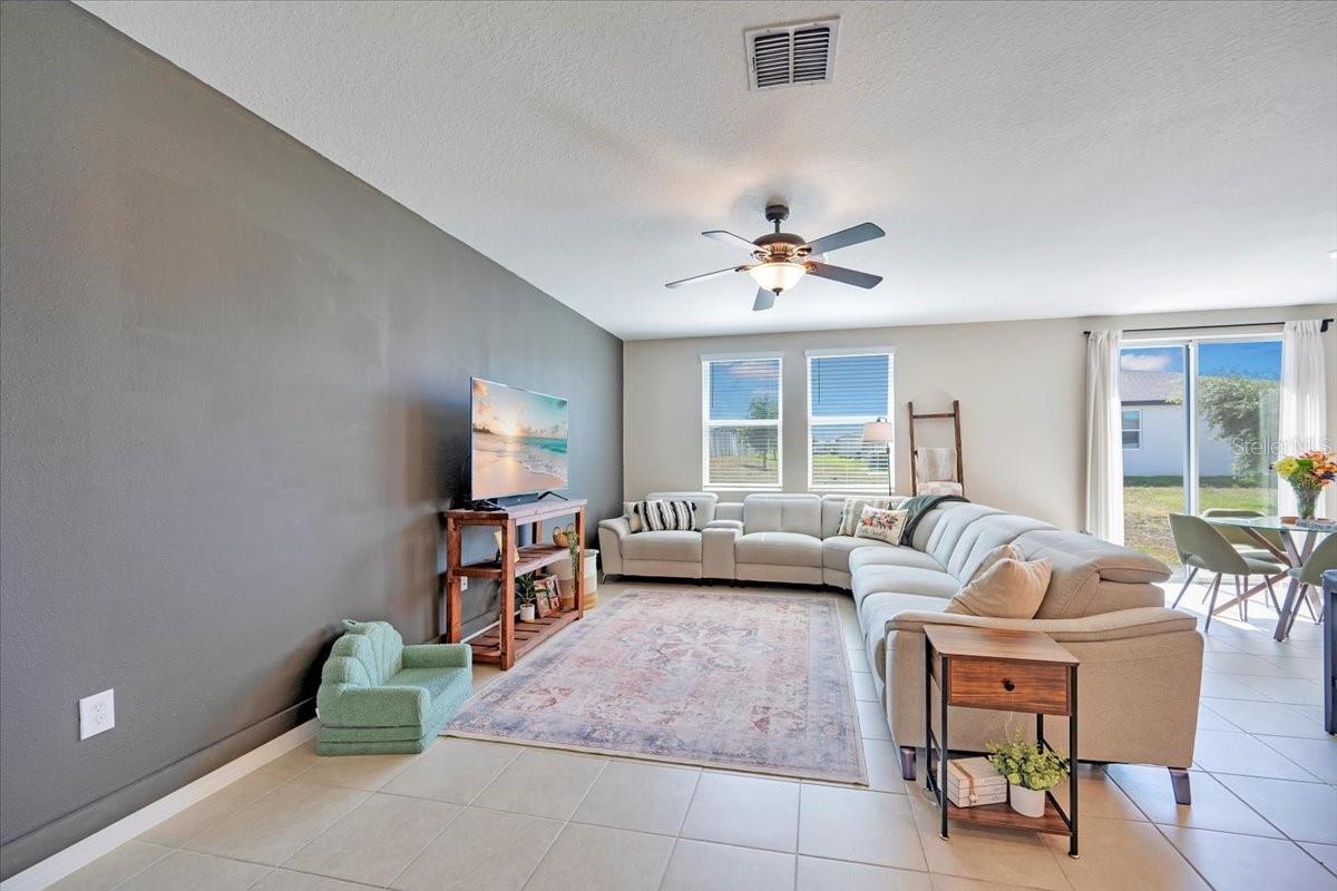 1006 OAK VALLEY DR, AUBURNDALE, FL, 33823