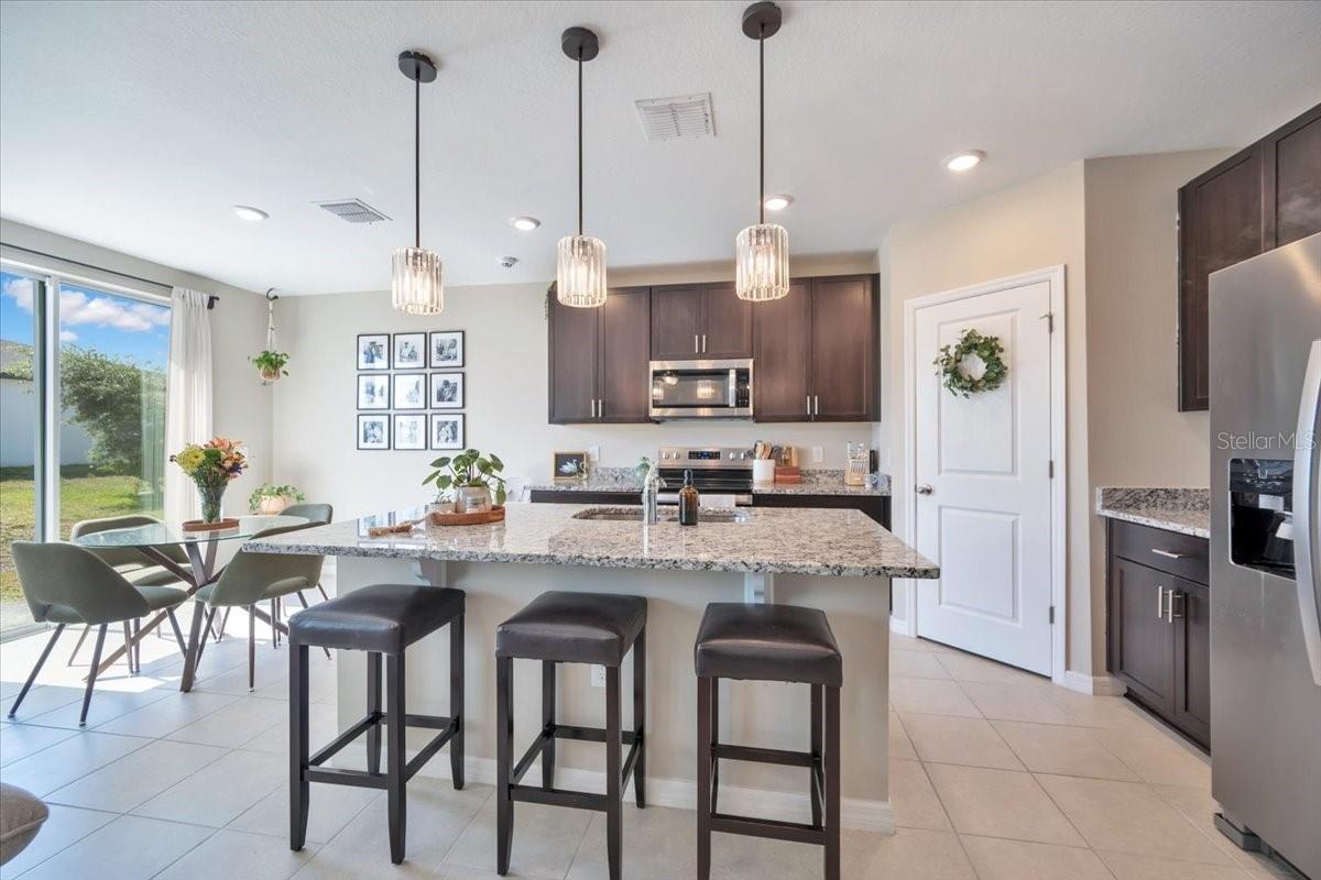1006 OAK VALLEY DR, AUBURNDALE, FL, 33823