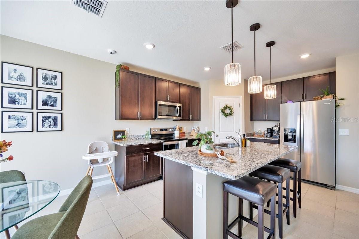 1006 OAK VALLEY DR, AUBURNDALE, FL, 33823
