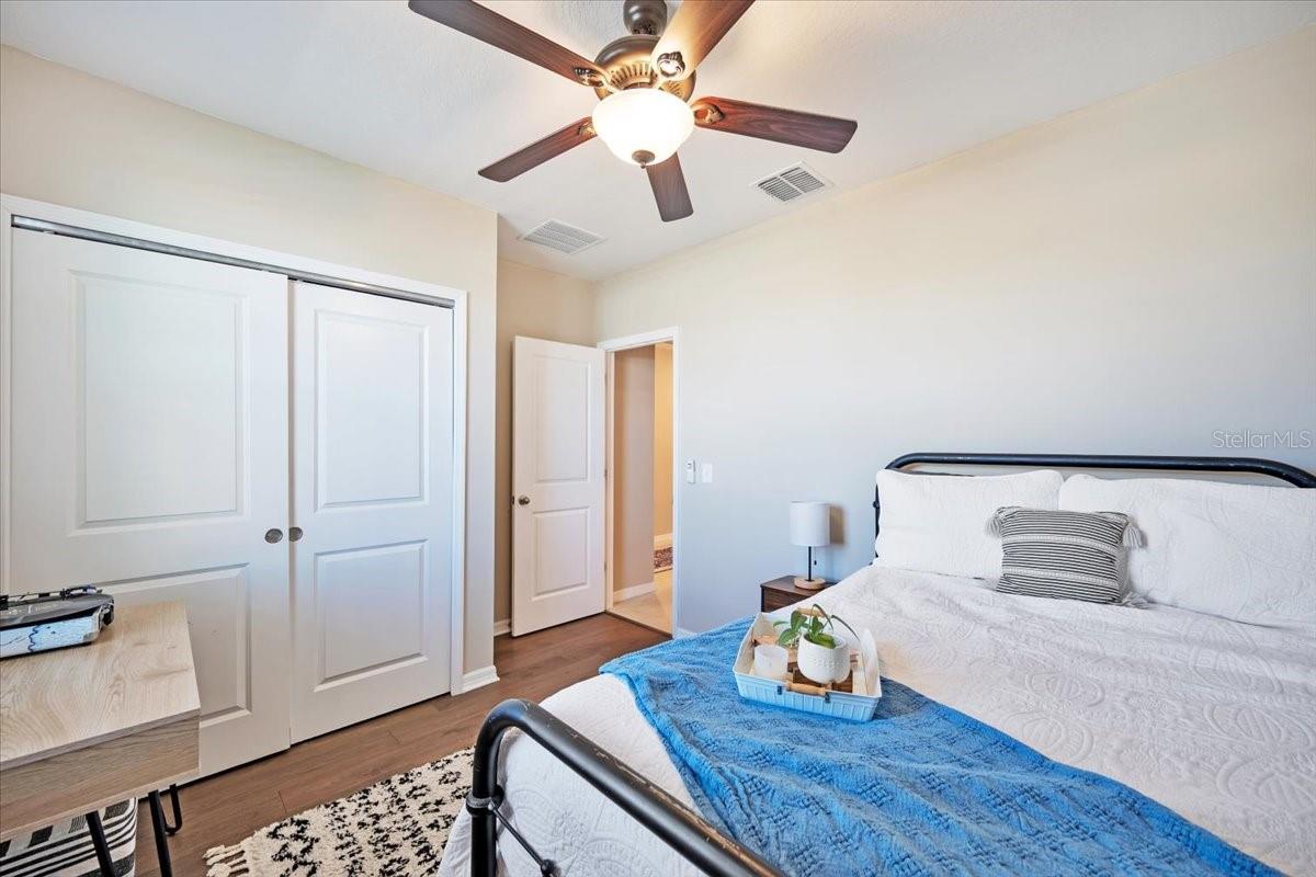 1006 OAK VALLEY DR, AUBURNDALE, FL, 33823
