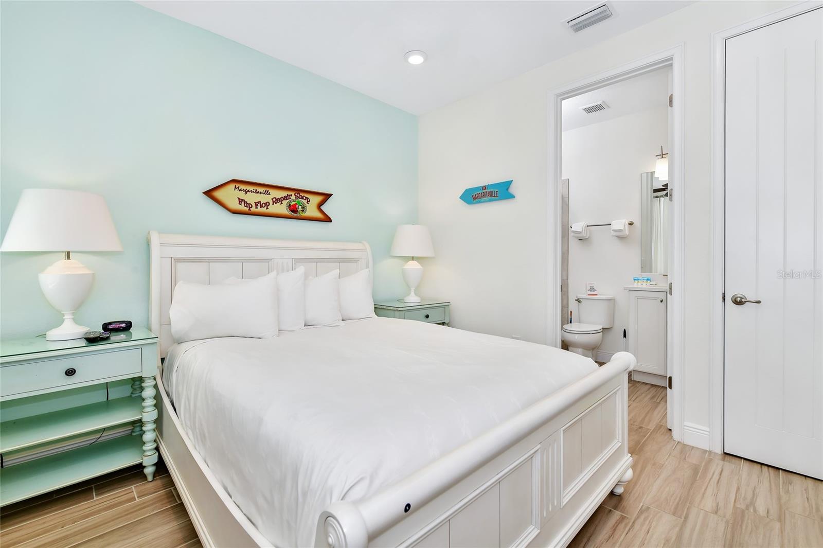 8024 FLIP FLOP WAY, KISSIMMEE, FL, 34747