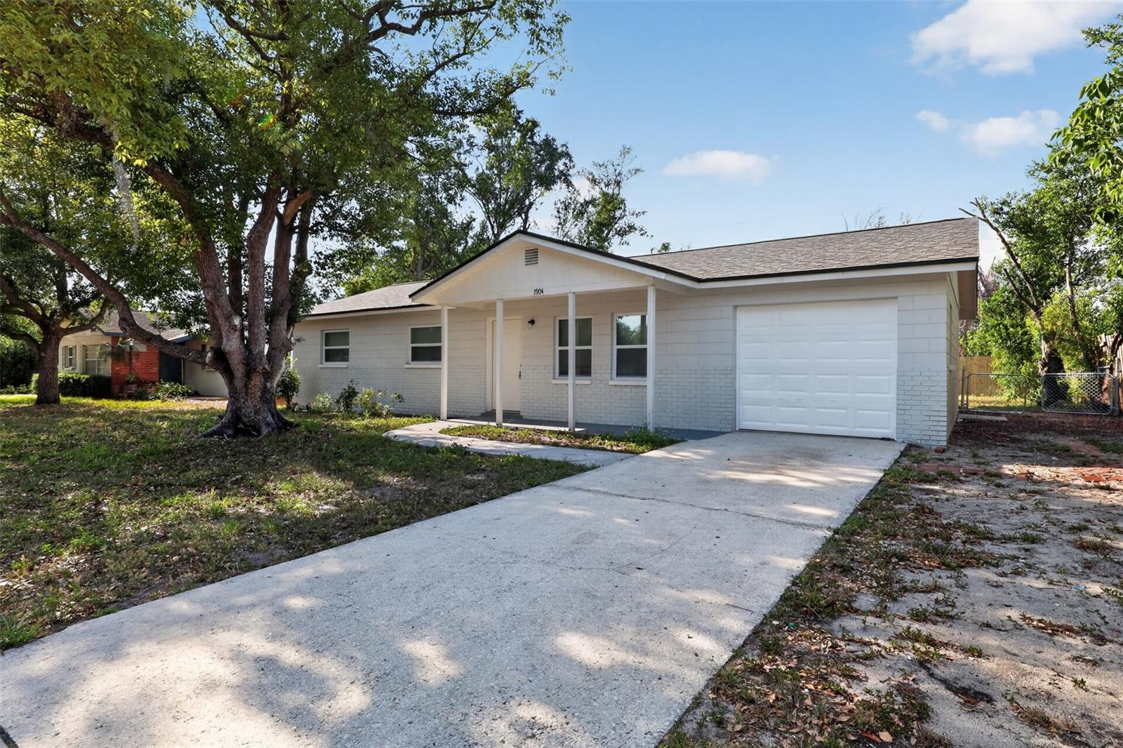 1904 E 115TH AVE, TAMPA, FL, 33612
