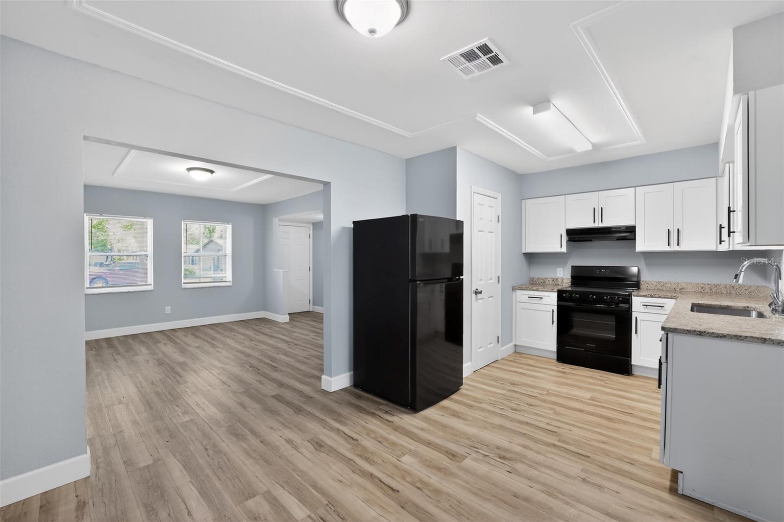 1904 E 115TH AVE, TAMPA, FL, 33612