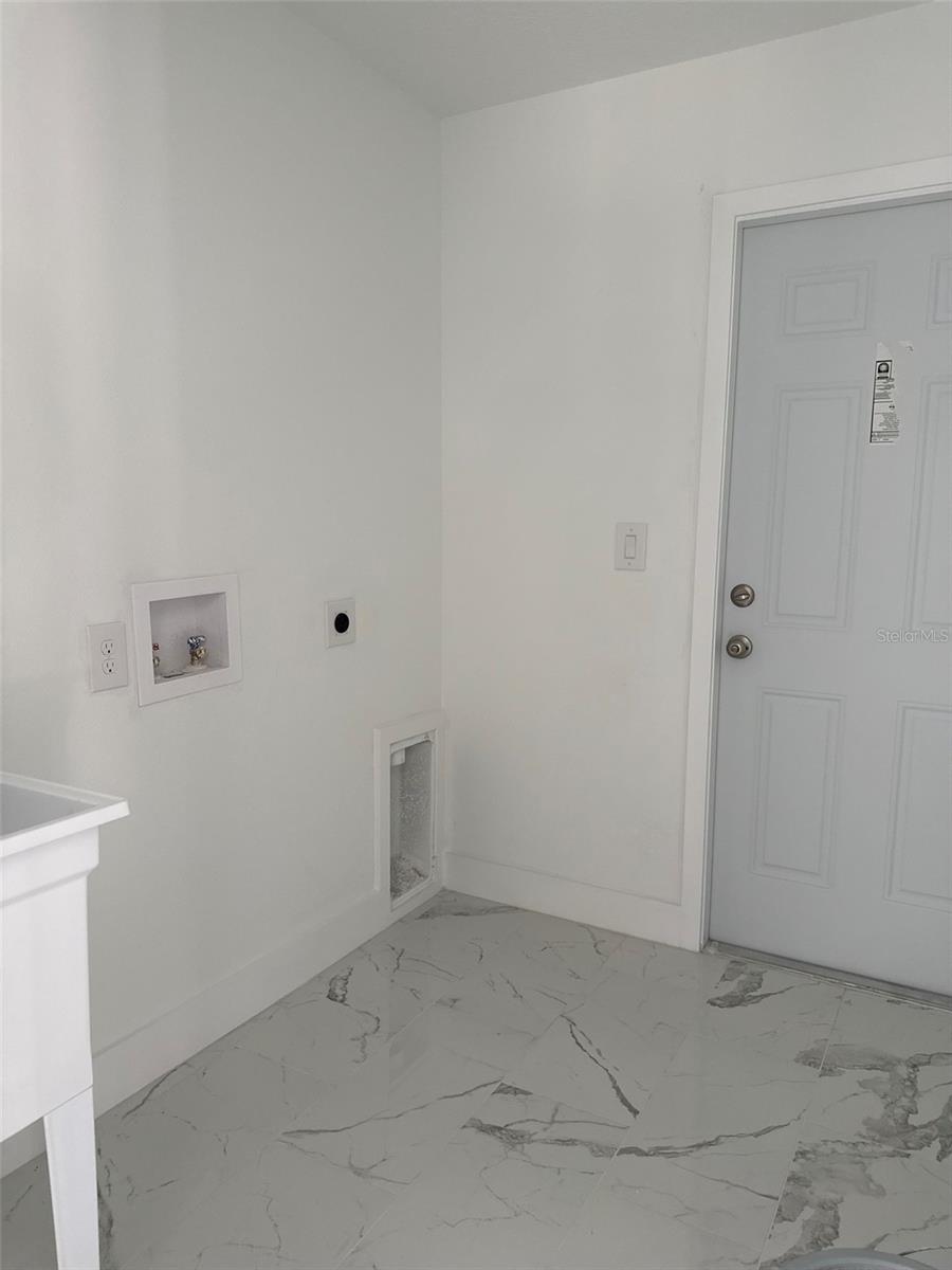 6807 SW 148TH PLACE RD, OCALA, FL, 34473