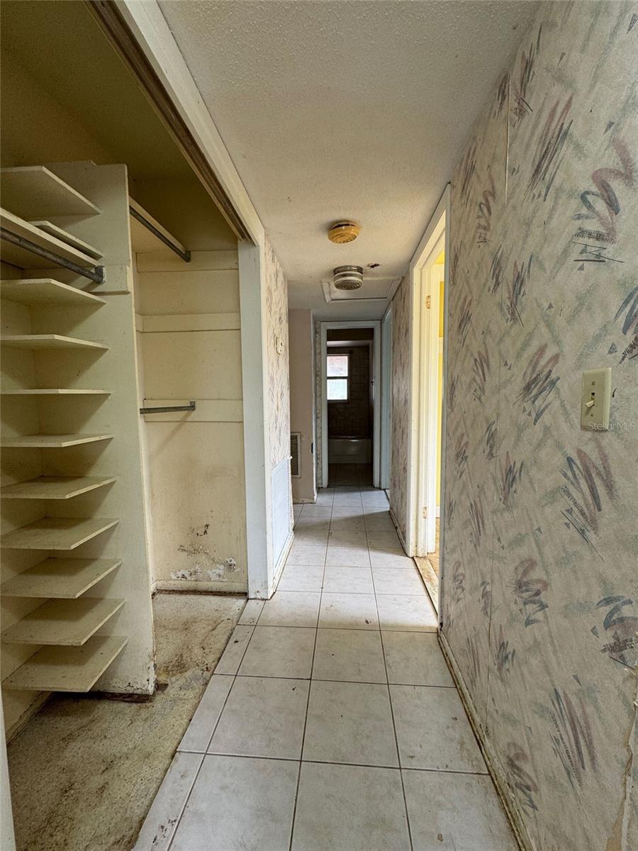 548 FRANDOR PL, APOLLO BEACH, FL, 33572