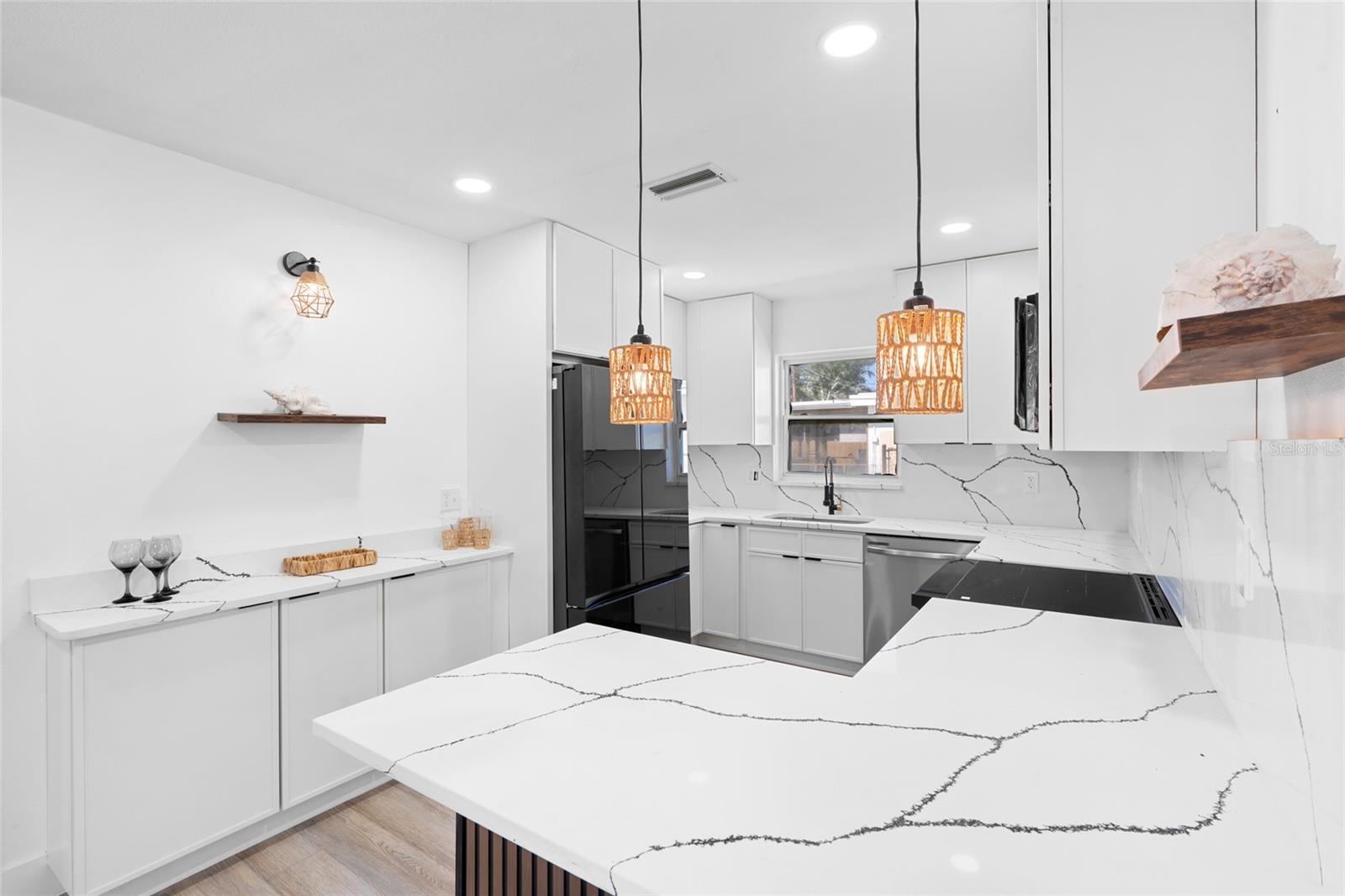 1826 NEVADA AVE NE, ST PETERSBURG, FL, 33703
