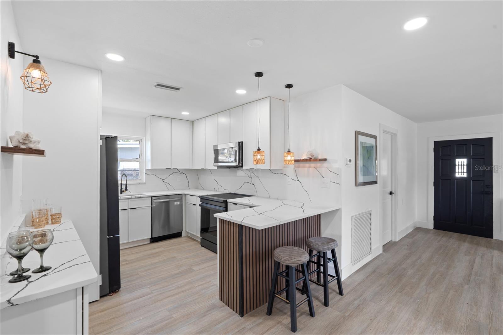 1826 NEVADA AVE NE, ST PETERSBURG, FL, 33703