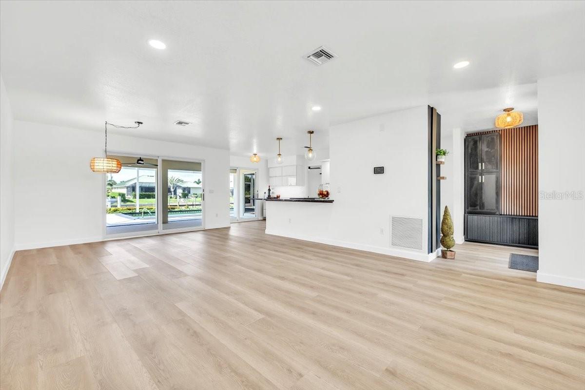 2839 VIA PALOMA DR, PUNTA GORDA, FL, 33950