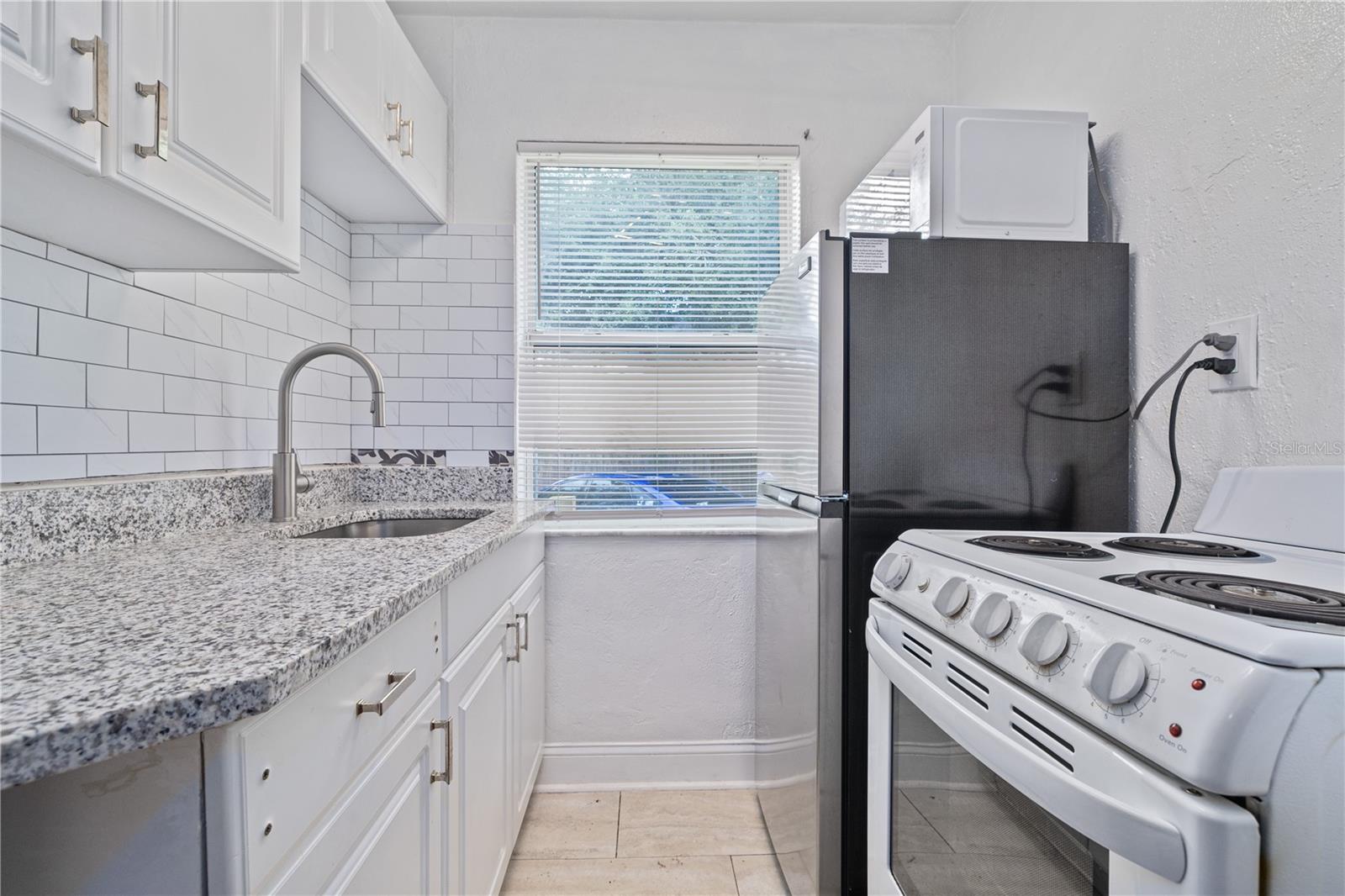 917 30TH AVE N, ST PETERSBURG, FL, 33704