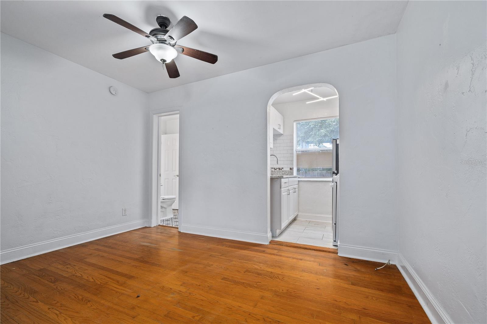 917 30TH AVE N, ST PETERSBURG, FL, 33704