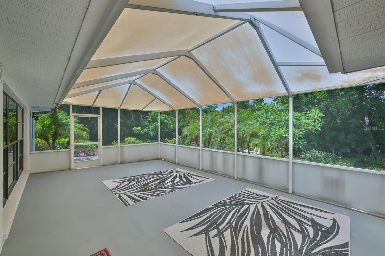1819 NEW BEDFORD DR, SUN CITY CENTER, FL, 33573